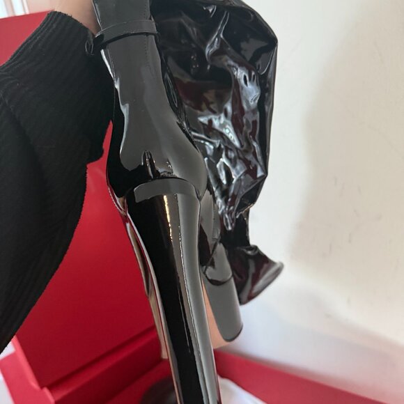 NWT Valentino Garavani 155 Tan-Go Tall Boots Over The Knee Patent Leather Sz 41 - Picture 8 of 9